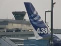 Warten auf den Airbus 380 Koeln Bonn P343